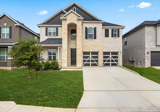 Photo 2 of Sale Pending at 22418 Peonia Park, San Antonio, TX 78261 | MLS# 1872915 | Listing updated on 2025-12-31