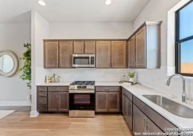 Photo 4 of Single family home for sale at 7940 Kennedy Hl Unit 7, San Antonio, TX 78235 | MLS# 1872916 | Listing updated on 2025-12-23