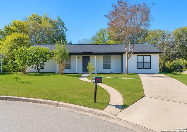 Photo 1 of Single family home for sale at 7630 Sage Oak St, Live Oak, TX 78233 | MLS# 1872918 | Listing updated on 2026-02-09