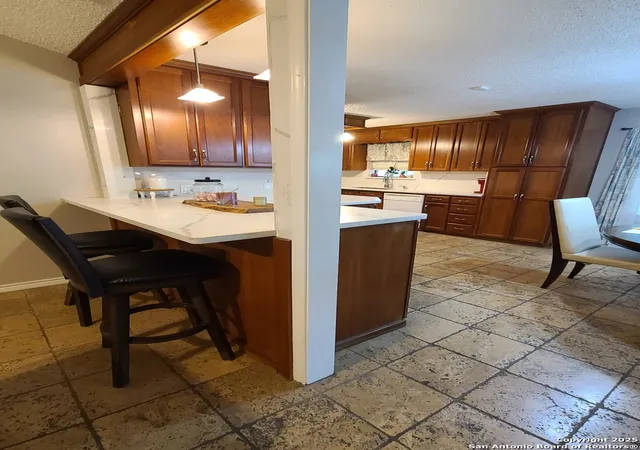 5th image of 117 Larkspur, Uvalde, TX 78801 | MLS# 1872931