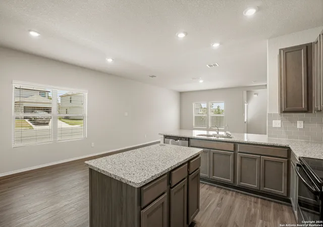 Photo 4 of Sale Pending at 9302 Graze Land Dr, San Antonio, TX 78211 | MLS# 1872988 | Listing updated on 2025-09-09