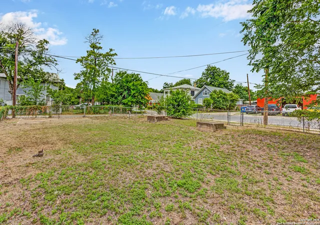 Photo 2 of Land for sale at 110 Zapata, San Antonio, TX 78210 | MLS# 1872991 | Listing updated on 2025-06-16