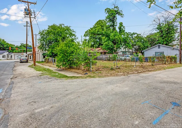 Photo 3 of Land for sale at 110 Zapata, San Antonio, TX 78210 | MLS# 1872991 | Listing updated on 2025-06-16