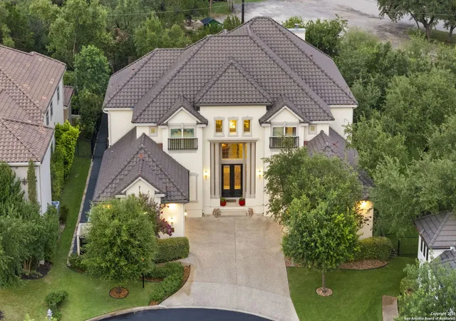 Photo 3 of Sale Pending at 21302 Ronda De Cadiz, San Antonio, TX 78257 | MLS# 1873060 | Listing updated on 2026-04-21