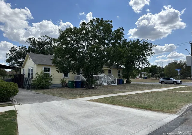 Photo 3 of Multi family home for sale at 2456 Cincinnati, San Antonio, TX 78228 | MLS# 1873115 | Listing updated on 2025-12-31