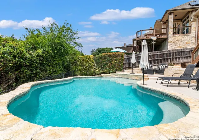 Photo 3 of Single family home for sale at 17011 Turin Rdg, San Antonio, TX 78255 | MLS# 1873317 | Listing updated on 2025-10-24