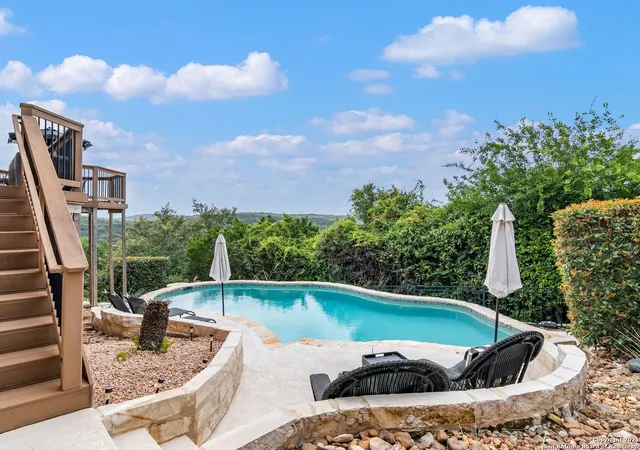 Photo 2 of Single family home for sale at 17011 Turin Rdg, San Antonio, TX 78255 | MLS# 1873317 | Listing updated on 2025-10-24