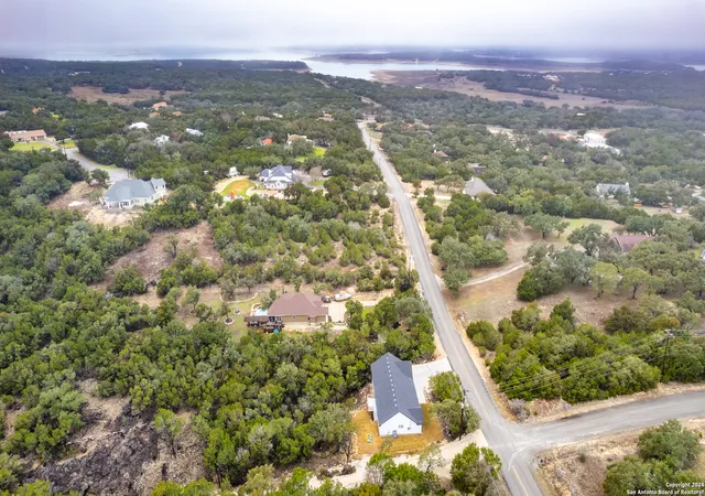 Photo 2 of Single family home for sale at 524 Flaman, Canyon Lake, TX 78133 | MLS# 1873372 | Listing updated on 2025-10-16