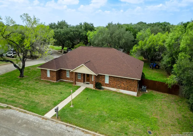 Photo 1 of Sale Pending at 1233 Oakcrest, Pleasanton, TX 78064 | MLS# 1873421 | Listing updated on 2025-10-20
