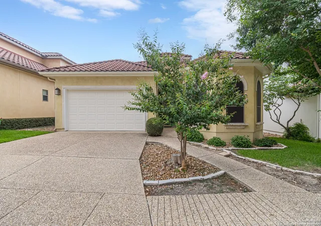 Photo 2 of Sale Pending at 16006 N Huebner Blf, San Antonio, TX 78248 | MLS# 1873532 | Listing updated on 2026-02-18