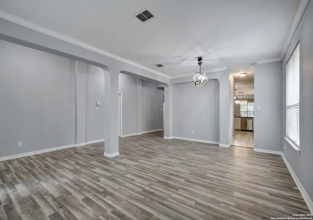4th image of 1947 Walter Raleigh, Windcrest, TX 78239 | MLS# 1873587