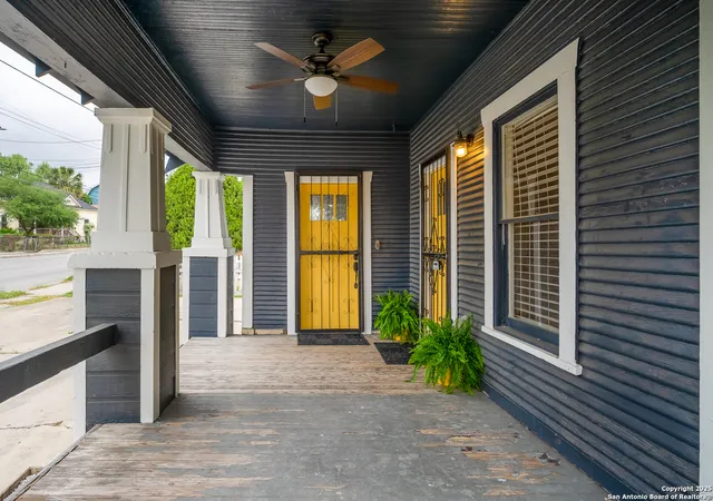 Photo 3 of Single family home for sale at 128 Blanco, San Antonio, TX 78212 | MLS# 1873604 | Listing updated on 2025-09-09