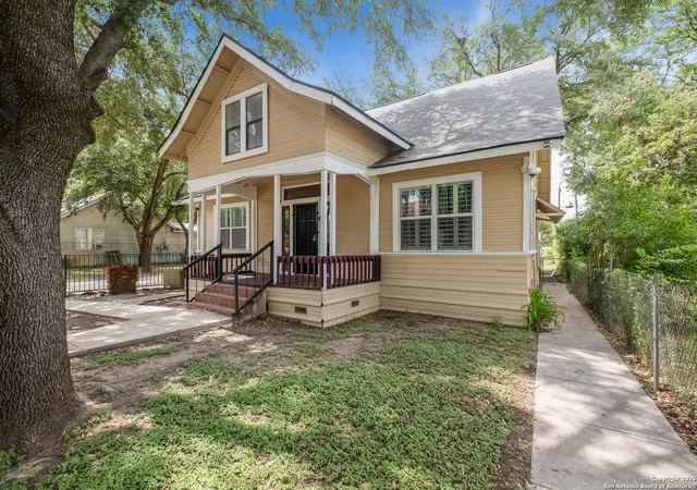 Photo 2 of Single family home for sale at 246 Felisa Street, San Antonio, TX 78210 | MLS# 1873716 | Listing updated on 2026-08-07