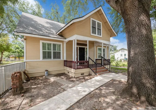 Photo 3 of Single family home for sale at 246 Felisa Street, San Antonio, TX 78210 | MLS# 1873716 | Listing updated on 2026-08-07