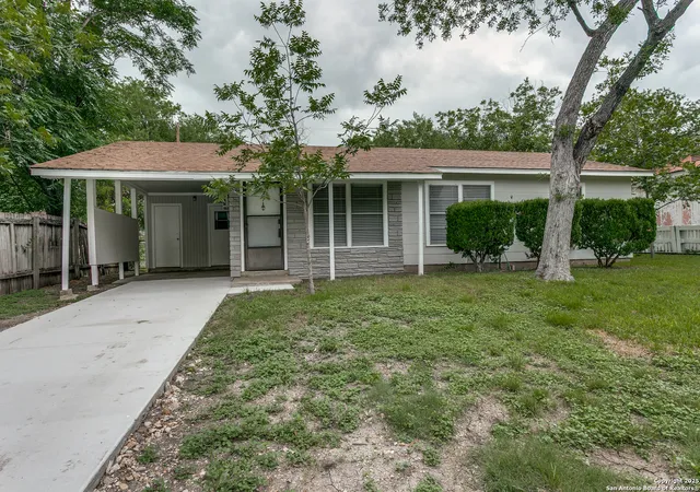 Photo 2 of Single family home for sale at 327 Blaze, San Antonio, TX 78218 | MLS# 1873721 | Listing updated on 2025-10-07