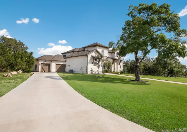 Photo 3 of Sale Pending at 215 Madrone, Boerne, TX 78006 | MLS# 1873768 | Listing updated on 2025-09-29