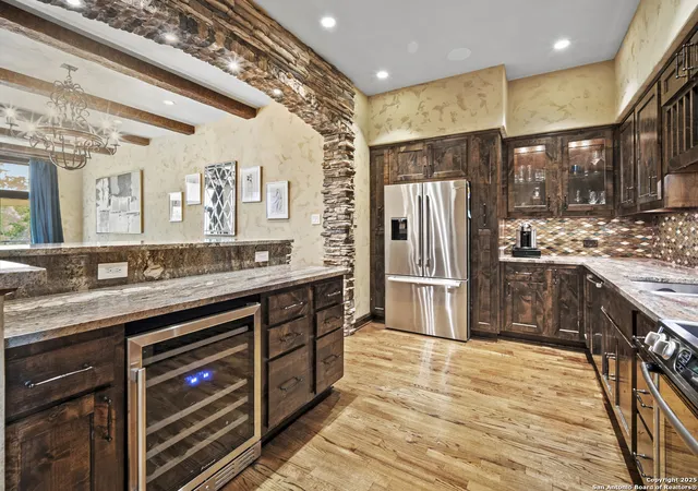 Photo 3 of Condo for sale at 1022 Navarro St #404, San Antonio, TX 78205 | MLS# 1873858 | Listing updated on 2025-09-20