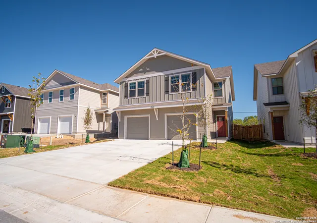 Photo 3 of Sale Pending at 10215 Tulipwood Run, San Antonio, TX 78252 | MLS# 1873864 | Listing updated on 2025-12-15