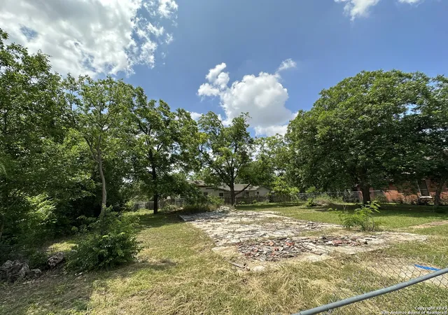 Photo 2 of Land for sale at 1302 Division Ave, San Antonio, TX 78225 | MLS# 1873880 | Listing updated on 2025-06-19