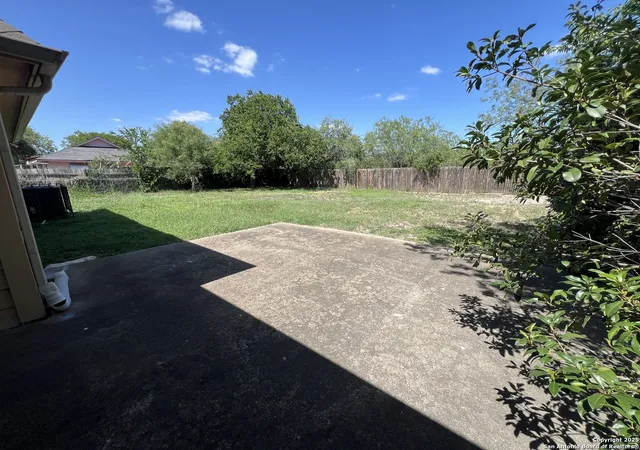 Photo 3 of Sale Pending at 9410 S Zarzamora, San Antonio, TX 78224 | MLS# 1873881 | Listing updated on 2025-12-22