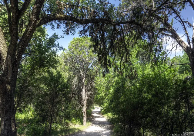 5th image of 704 Alex Auld, Leakey, TX 78873 | MLS# 1873962