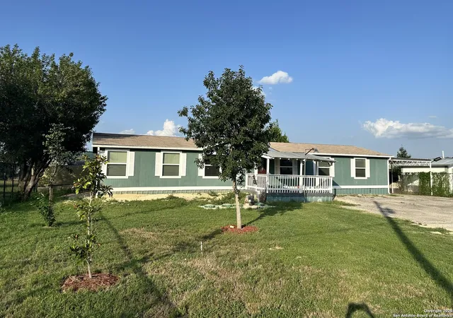 1st image of 162 Sassman, Marion, TX 78124 | MLS# 1873994