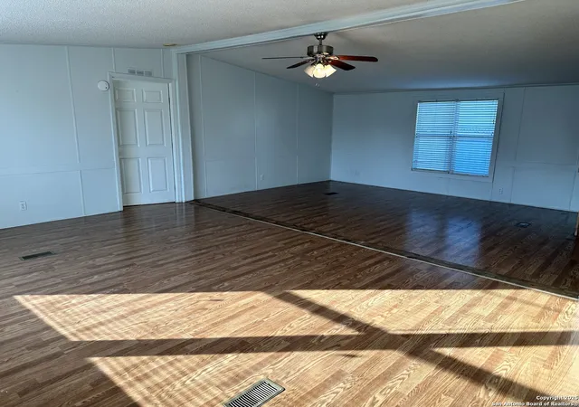 2nd image of 162 Sassman, Marion, TX 78124 | MLS# 1873994