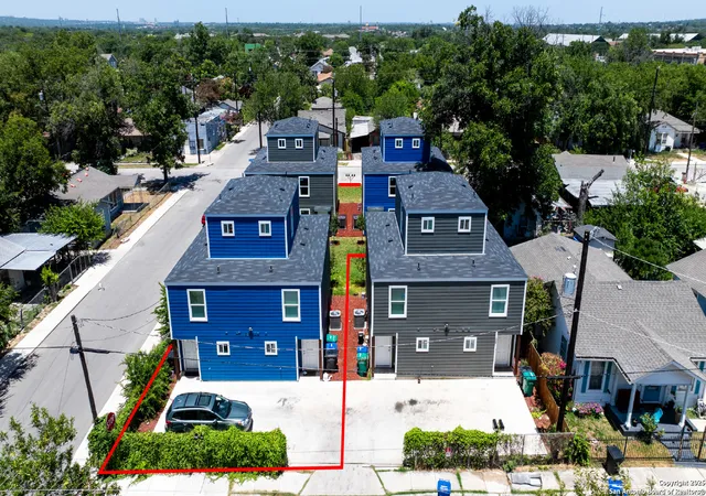 Photo 3 of Multi family home for sale at 3034 W Salinas, San Antonio, TX 78207 | MLS# 1874027 | Listing updated on 2025-10-24