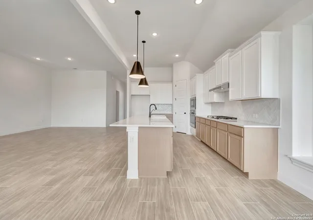 Photo 4 of Sale Pending at 5912 Provo Pl, San Antonio, TX 78263 | MLS# 1874107 | Listing updated on 2025-11-14