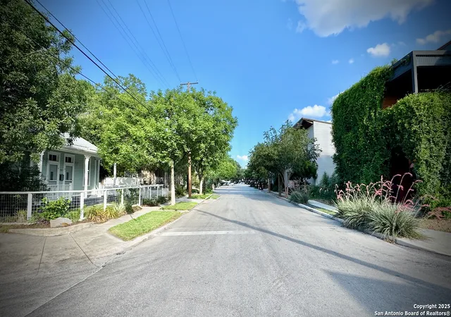 49th image of 301 Barrera, San Antonio, TX 78210 | MLS# 1874144
