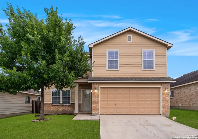 Homes for sale in Cibolo, TX | 133 Creek Run, Cibolo, TX 78108 | MLS# 1874231
