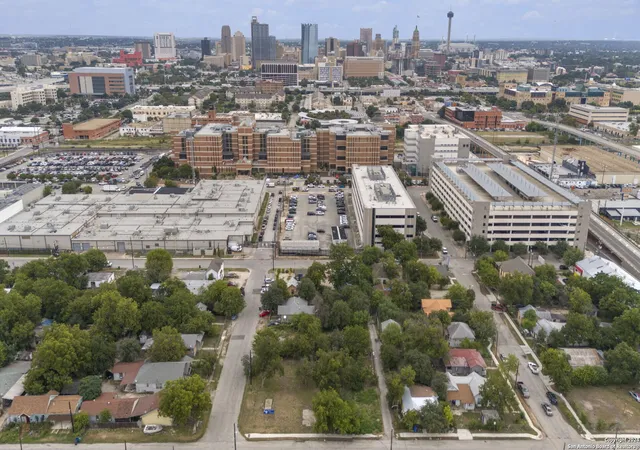 1st image of 216 N Richter St, San Antonio, TX 78207 | MLS# 1874308