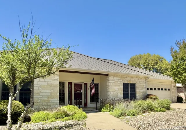 1st image of 802 Avenue C, Fredericksburg, TX 78624 | MLS# 1874360