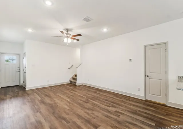 Photo 3 of Sale Pending at 10211 Tulipwood Run, San Antonio, TX 78252 | MLS# 1874468 | Listing updated on 2025-07-07
