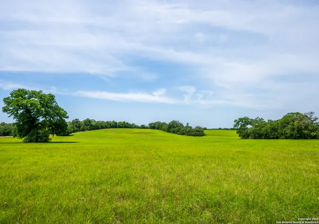 Photo 3 of House for sale at 3671 County Road 455, Thorndale, TX 76577 | MLS# 1874696 | Listing updated on 2025-09-30