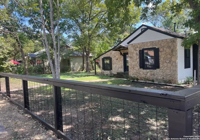 4th image of 520 Frost, San Antonio, TX 78201 | MLS# 1874700
