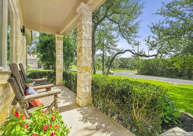 Photo 3 of Sale Pending at 27322 Sherwood Forest Dr, San Antonio, TX 78260 | MLS# 1874786 | Listing updated on 2025-10-23