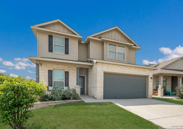 Photo 3 of Sale Pending at 7203 Geranium Path, San Antonio, TX 78218 | MLS# 1874941 | Listing updated on 2026-01-12