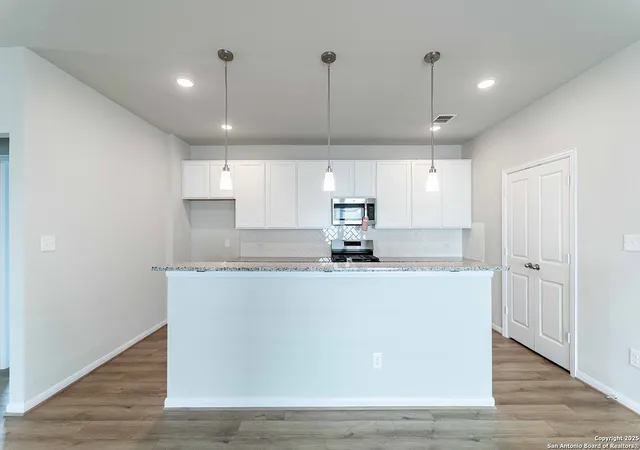 Photo 4 of Single family home for sale at 14711 Sycamore Crossing, San Antonio, TX 78252 | MLS# 1875045 | Listing updated on 2026-06-03