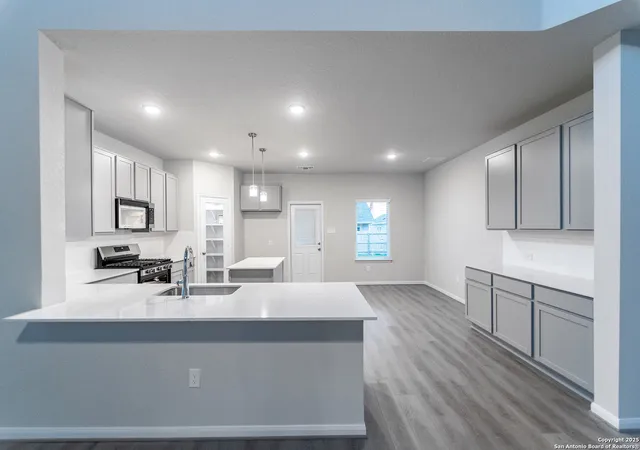 Photo 3 of Sale Pending at 14732 Sycamore Xing, San Antonio, TX 78252 | MLS# 1875059 | Listing updated on 2026-02-16