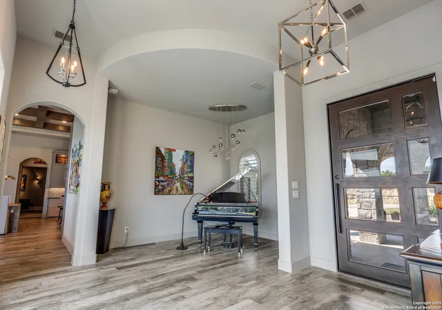 Photo 3 of Sale Pending at 10423 Kendall Cyn, San Antonio, TX 78255 | MLS# 1875129 | Listing updated on 2025-11-15