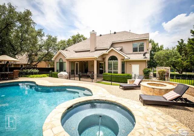 Photo 4 of Single family home for sale at 22418 Roan Forest, San Antonio, TX 78259 | MLS# 1875150 | Listing updated on 2025-11-18