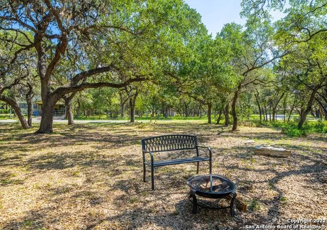 Photo 1 of Land for sale at 925 Parkview Loop, Canyon Lake, TX 78133 | MLS# 1875238 | Listing updated on 2025-09-19