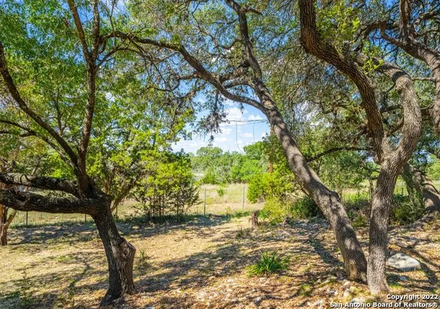 Photo 1 of Land for sale at 925 Parkview Loop, Canyon Lake, TX 78133 | MLS# 1875238 | Listing updated on 2025-09-19