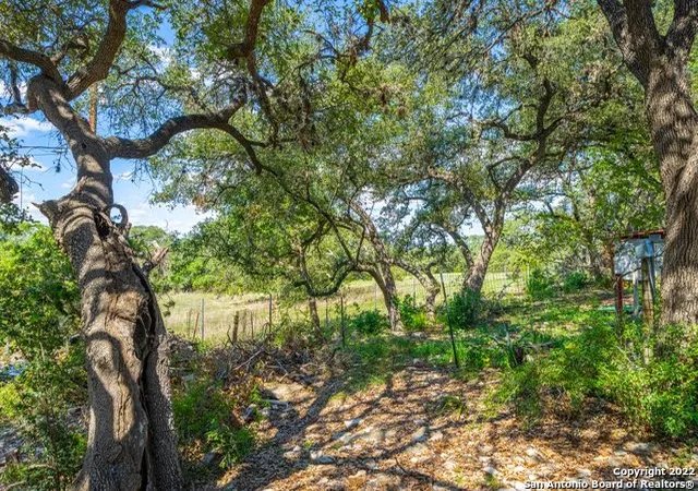 Photo 2 of Land for sale at 925 Parkview Loop, Canyon Lake, TX 78133 | MLS# 1875238 | Listing updated on 2025-09-19