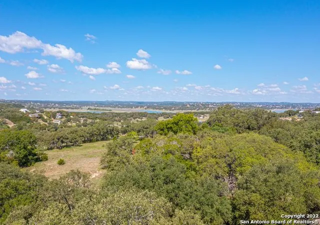 Photo 4 of Land for sale at 925 Parkview Loop, Canyon Lake, TX 78133 | MLS# 1875238 | Listing updated on 2025-09-19