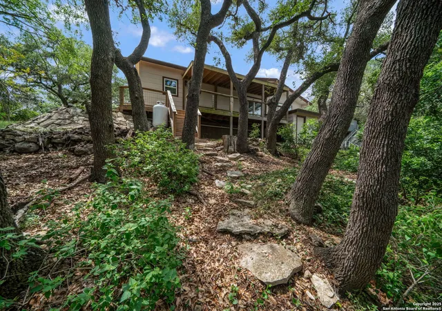 Photo 2 of Single family home for sale at 784 Hill Top, Canyon Lake, TX 78133 | MLS# 1875256 | Listing updated on 2025-12-09