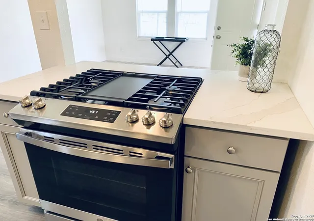 Photo 2 of Single family home for sale at 2254 N Pan Am Expy, San Antonio, TX 78208 | MLS# 1875274 | Listing updated on 2025-06-23