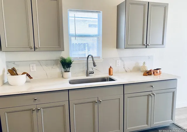 Photo 3 of Single family home for sale at 2254 N Pan Am Expy, San Antonio, TX 78208 | MLS# 1875274 | Listing updated on 2025-06-23