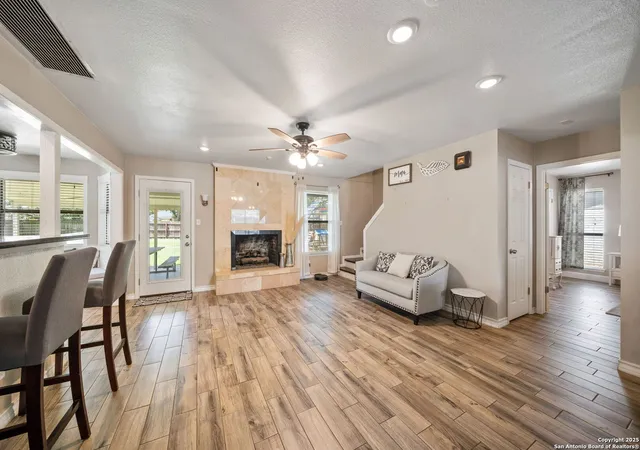 Photo 3 of Sale Pending at 7511 Louisa Allen Ct, San Antonio, TX 78240 | MLS# 1875315 | Listing updated on 2025-08-06